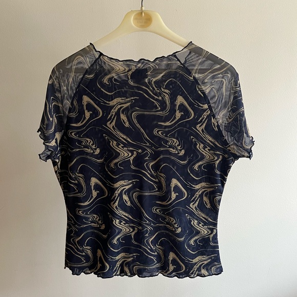 Mesh navy patterned y2k short sleeve top - Picture 4 of 4